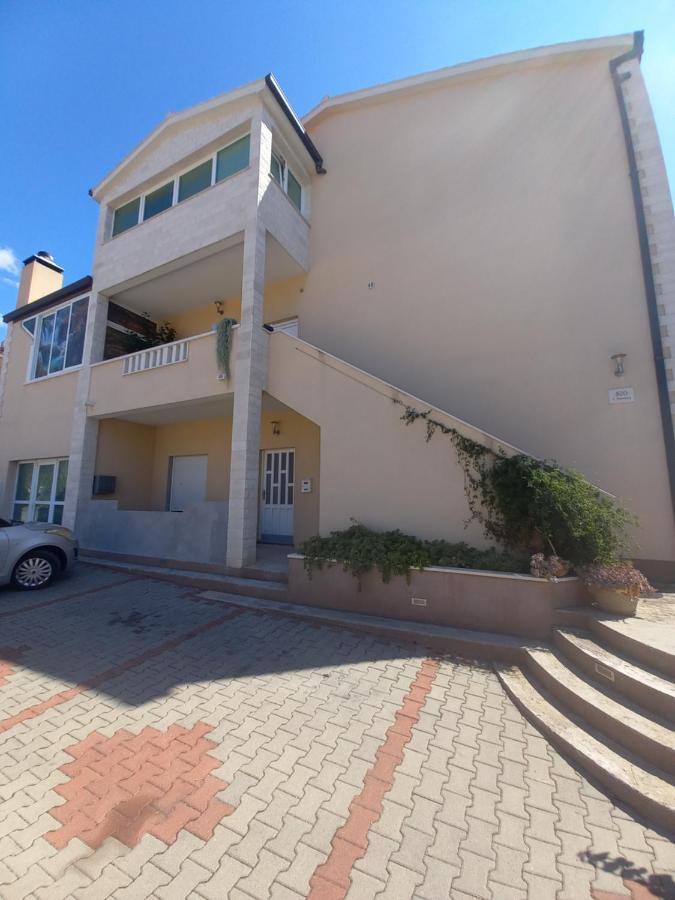 شقة Apartman Maja Kaštela المظهر الخارجي الصورة